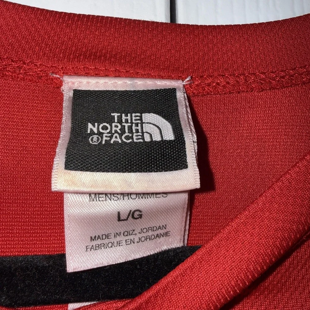 The North Face Shirt Mens Large Red VaporWick Long Sleeve Athletic Top Running